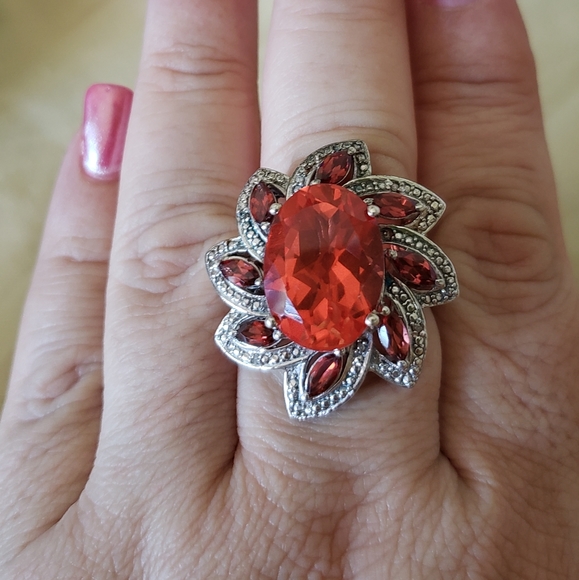 Size 10,SUNFIRE Quartz Oval 14.35 cts, Garnets & Diamond Accents, 925 Silver NWT - Picture 5 of 9
